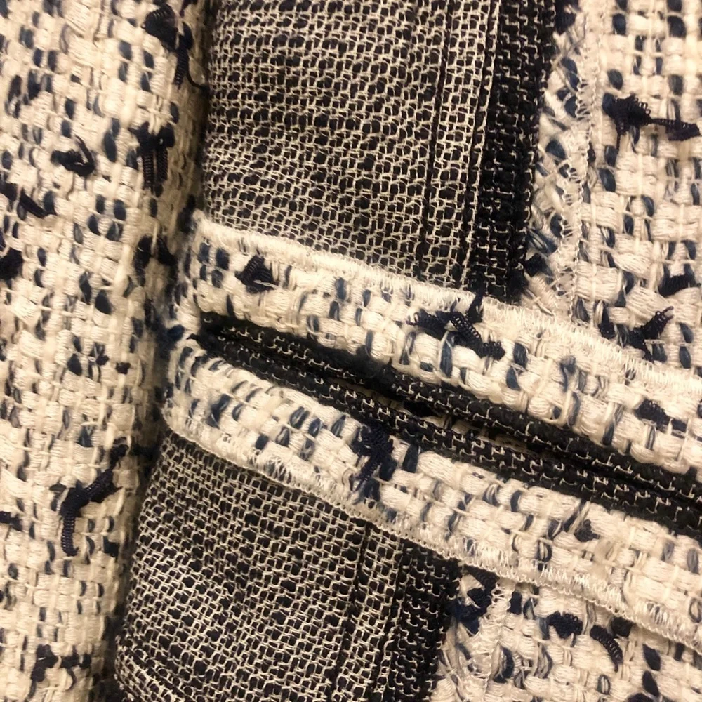 Elie Tahari Blue Tweed Jacket Small